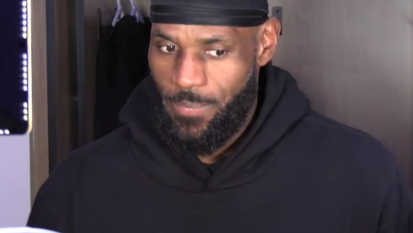 老詹回应ESPN报道:那些东西根本影响不到我 和珍妮一直互相尊重